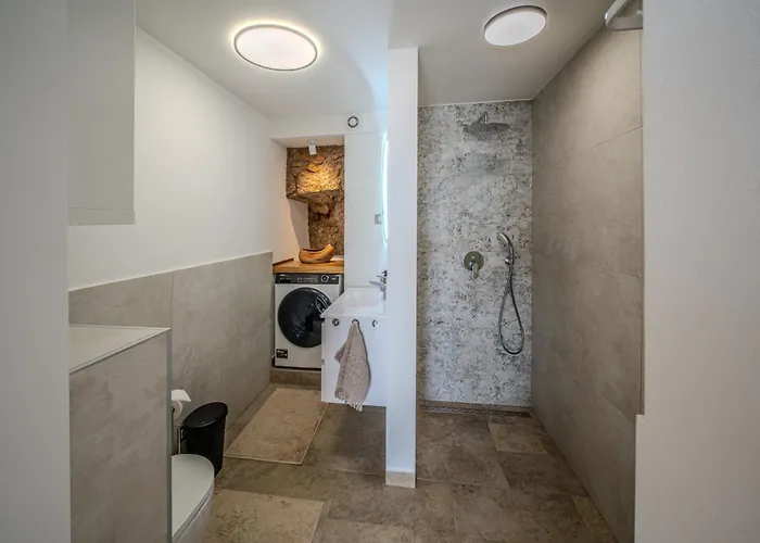 Nachhaltige Wellnessauszeit Mit Traumblick, Pool, Sauna, Whirl-wanne Apartman