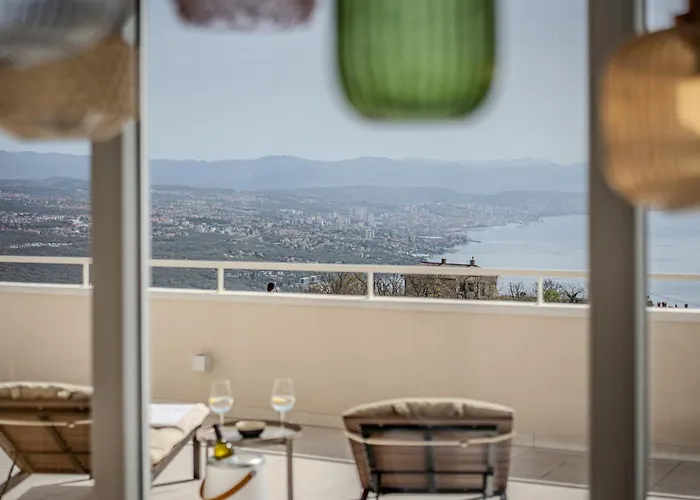 Nachhaltige Wellnessauszeit Mit Traumblick, Pool, Sauna, Whirl-wanne Apartman *