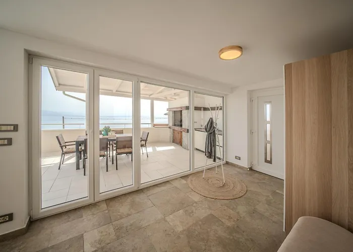 Nachhaltige Wellnessauszeit Mit Traumblick, Pool, Sauna, Whirl-wanne * Opatija