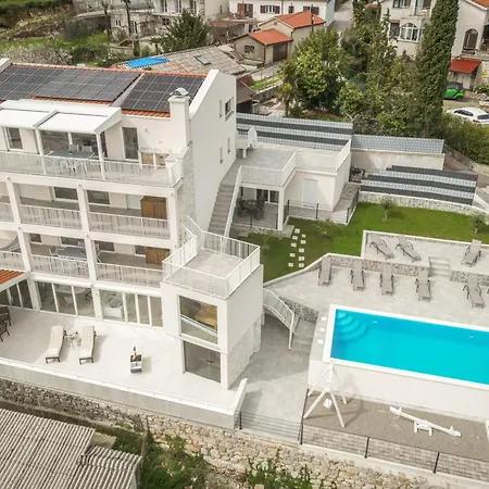 Nachhaltige Wellnessauszeit Mit Traumblick, Pool, Sauna, Whirl-wanne Apartment Opatija